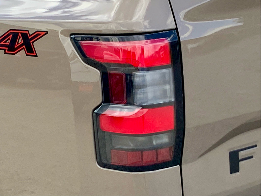 Thumbnail: 2023 Nissan Frontier - 26
