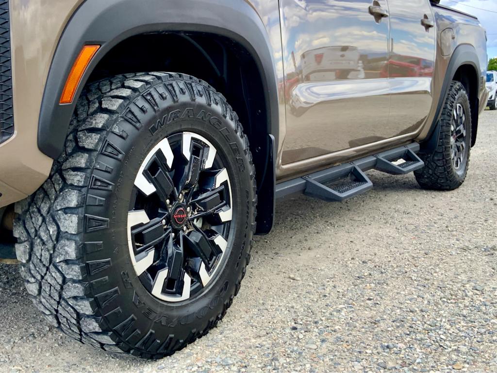 Thumbnail: 2023 Nissan Frontier - 28