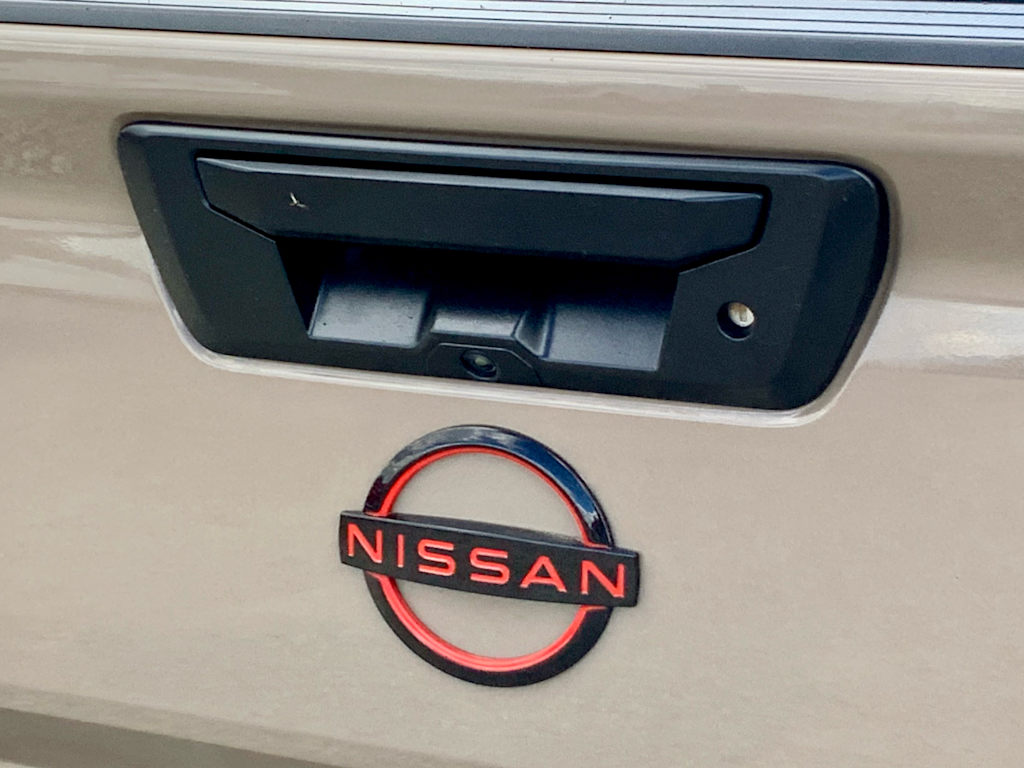 Thumbnail: 2023 Nissan Frontier - 31