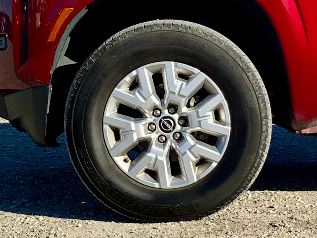 Thumbnail: 2023 Nissan Frontier - 28