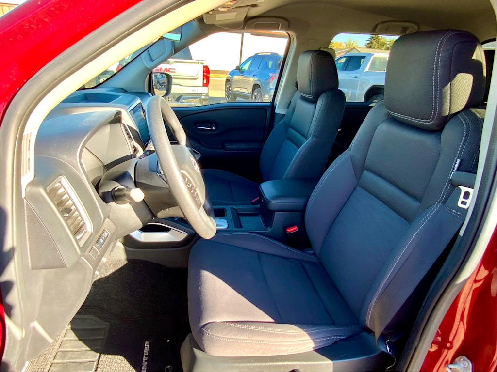 Thumbnail: 2023 Nissan Frontier - 10