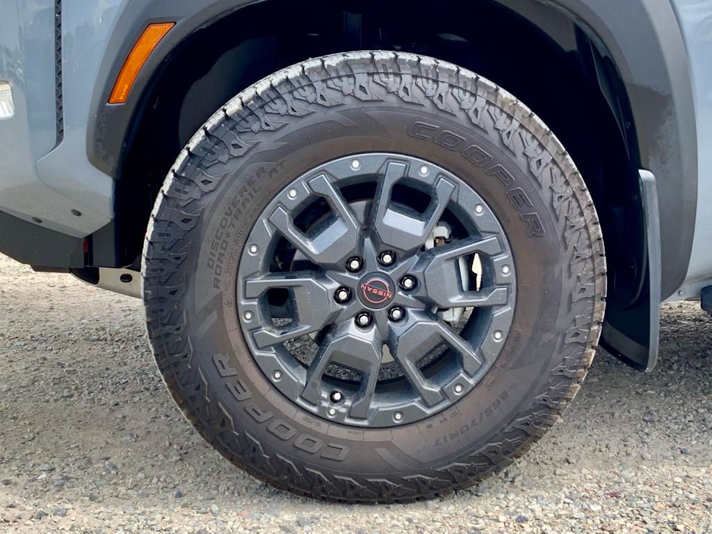 Thumbnail: 2023 Nissan Frontier - 8