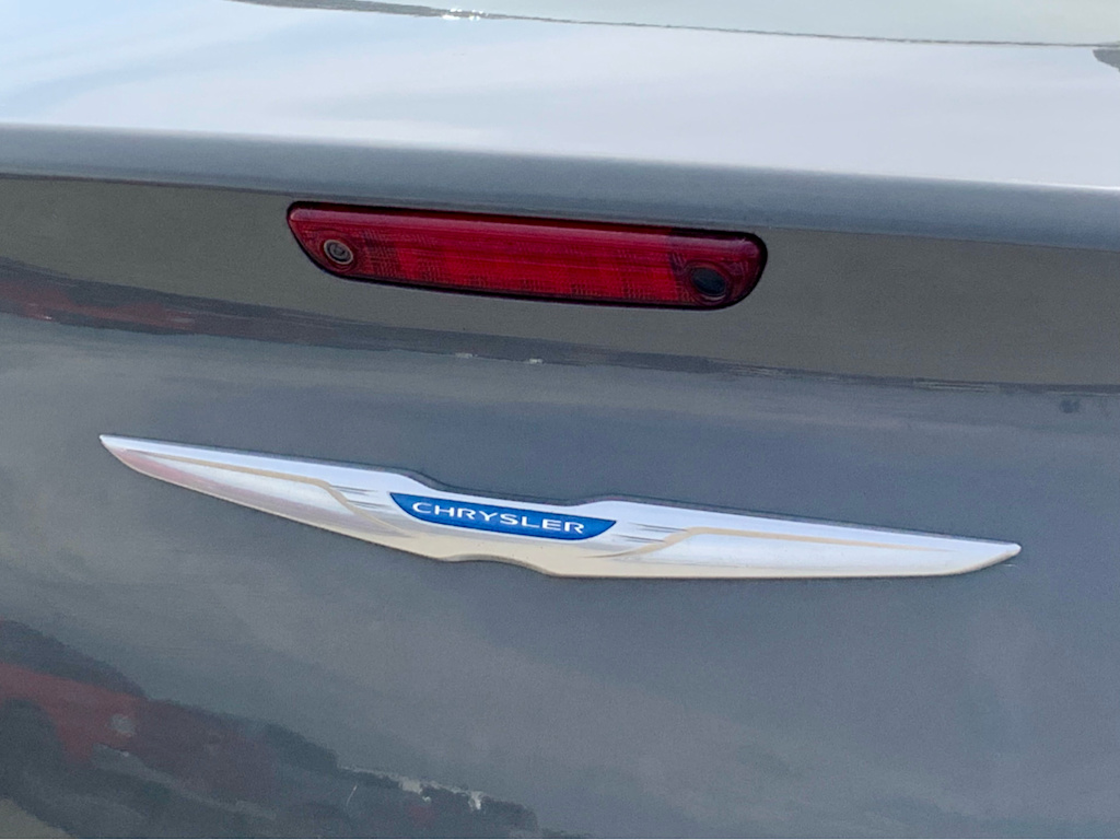 Thumbnail: 2018 Chrysler 300 - 7