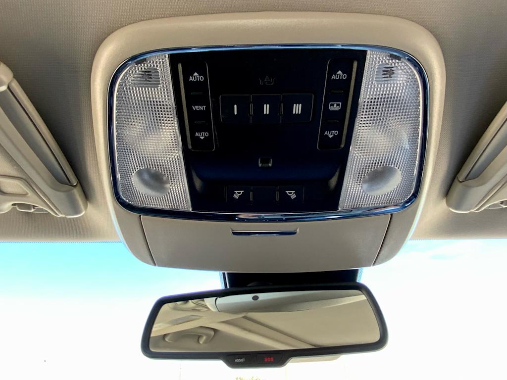 Thumbnail: 2021 Chrysler 300 - 35