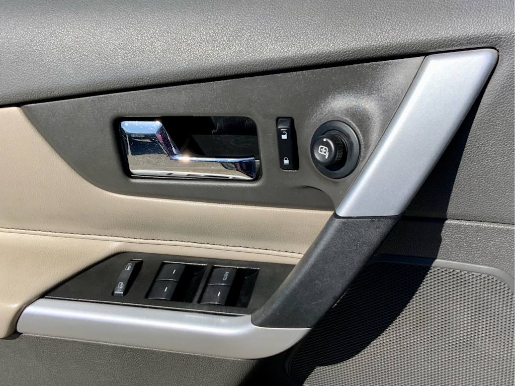 Thumbnail: 2013 Ford Edge - 41