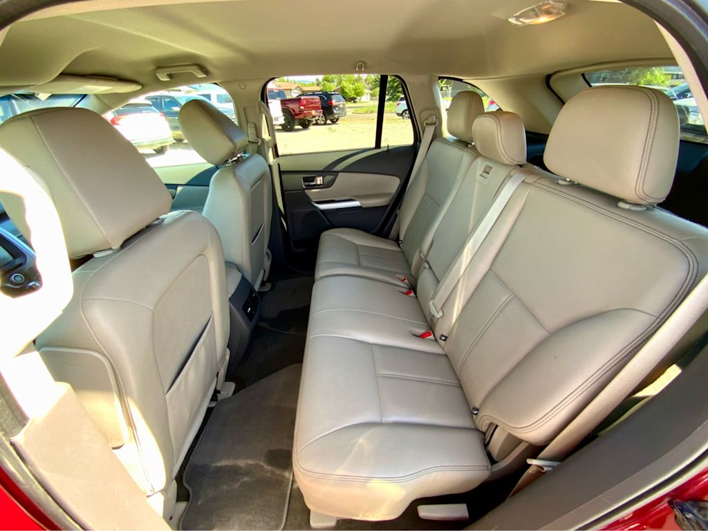 Thumbnail: 2013 Ford Edge - 12