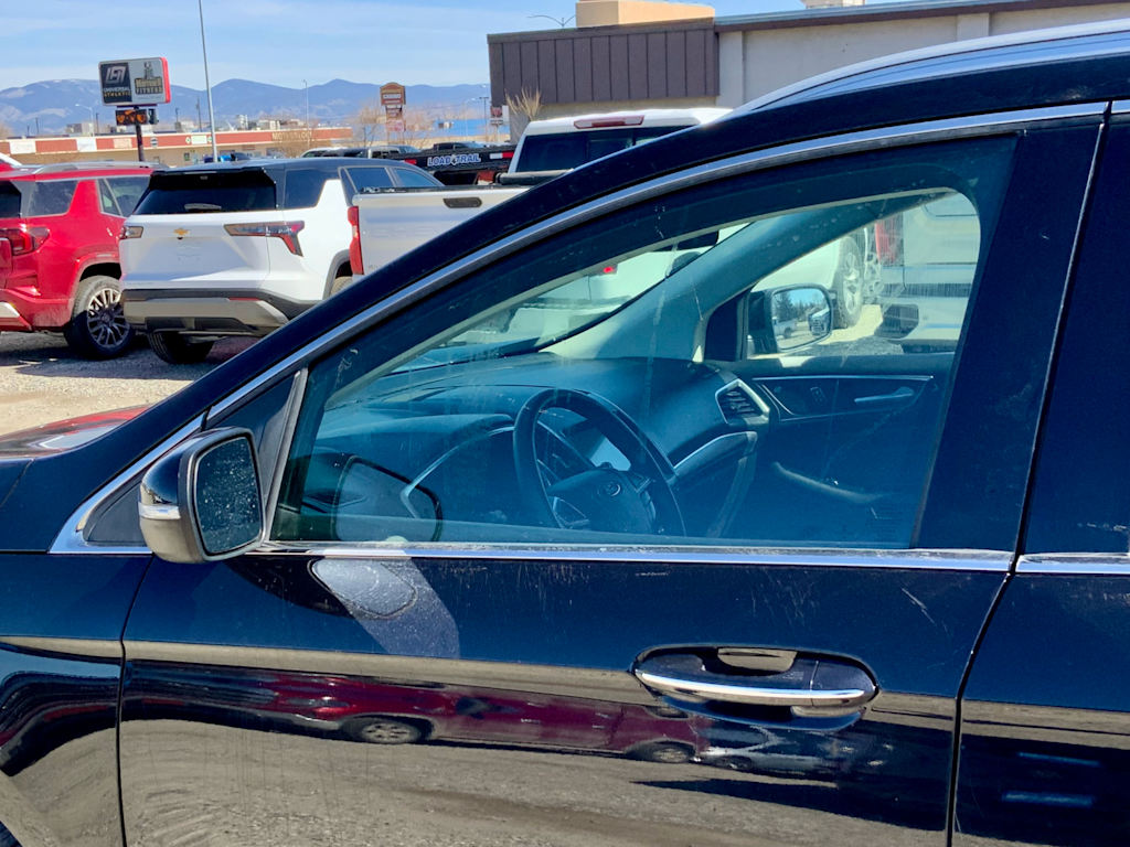 Thumbnail: 2019 Ford Edge - 23