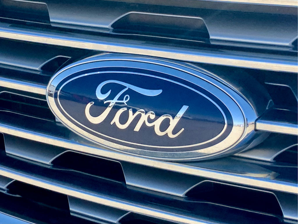 Thumbnail: 2019 Ford Edge - 6