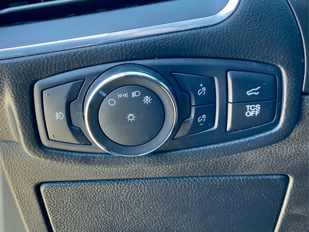 Thumbnail: 2019 Ford Edge - 43