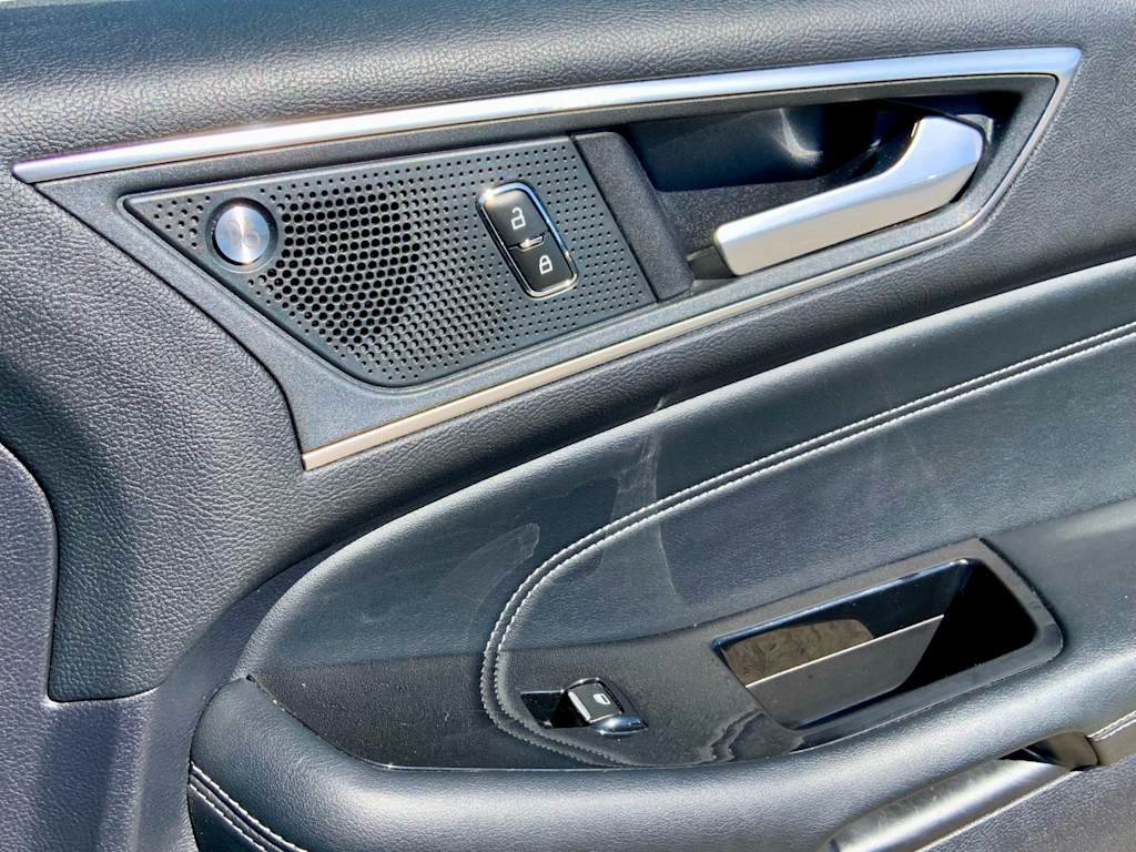 Thumbnail: 2019 Ford Edge - 47