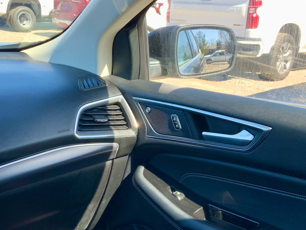 Thumbnail: 2019 Ford Edge - 35