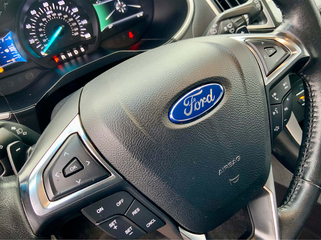 Thumbnail: 2017 Ford Edge - 42