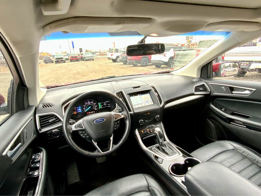 Thumbnail: 2017 Ford Edge - 9