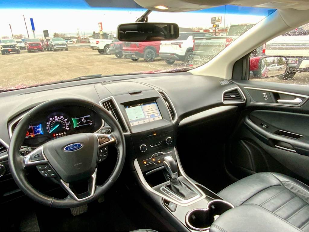 Thumbnail: 2017 Ford Edge - 14