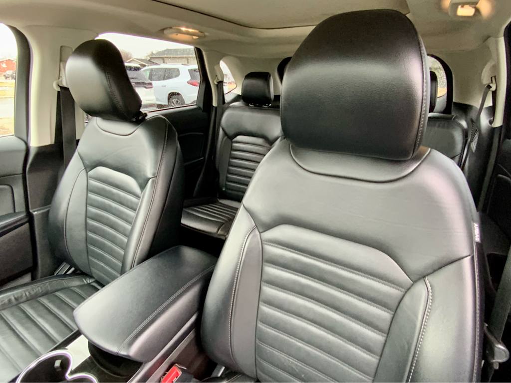 Thumbnail: 2017 Ford Edge - 34