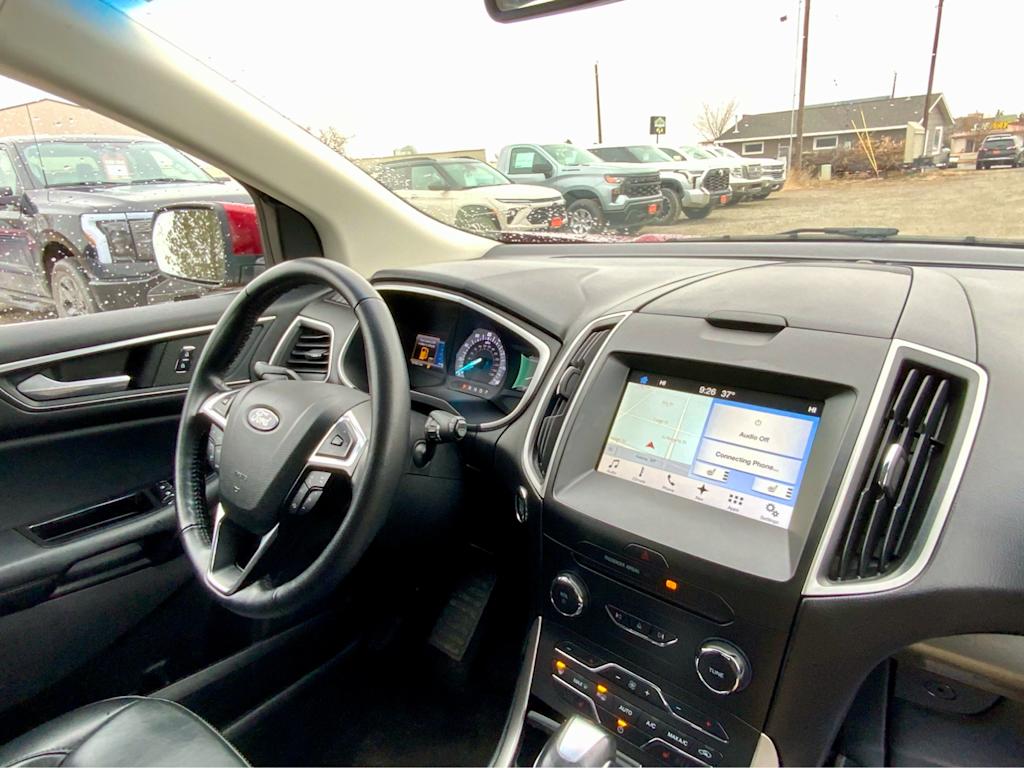 Thumbnail: 2017 Ford Edge - 43