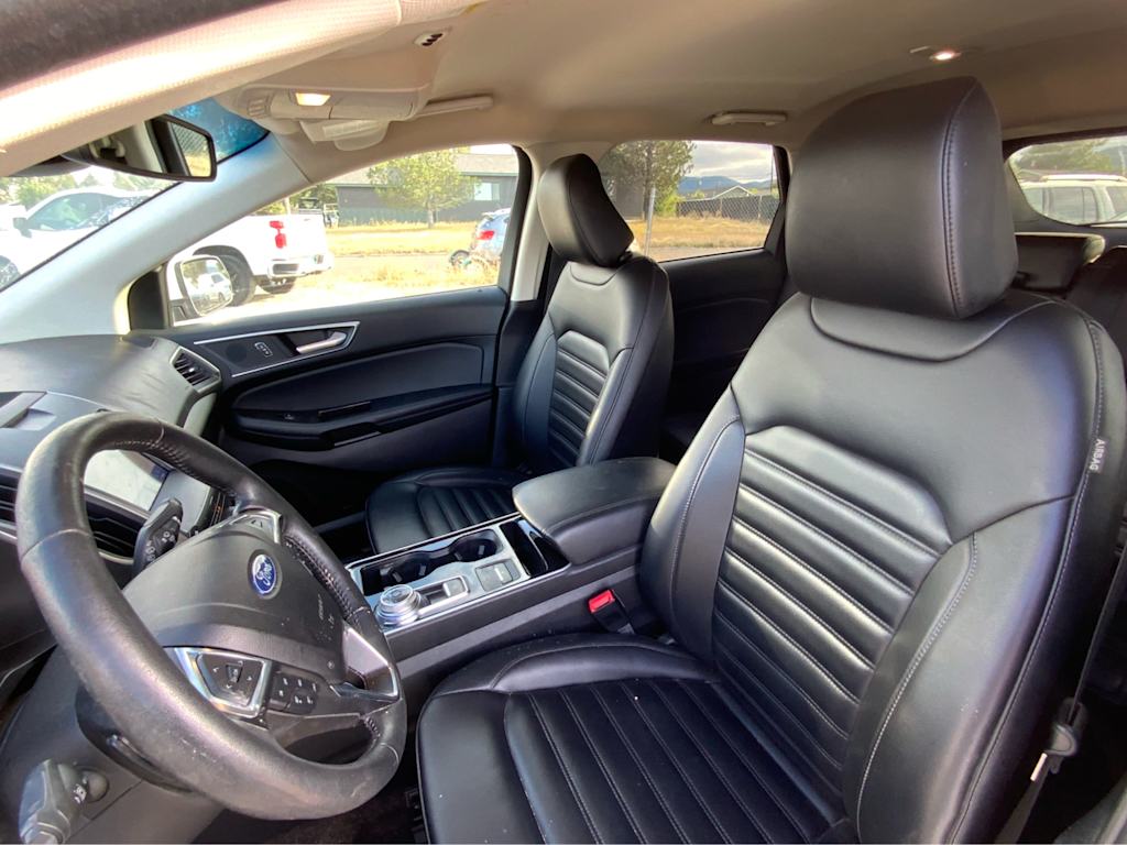 Thumbnail: 2020 Ford Edge - 10