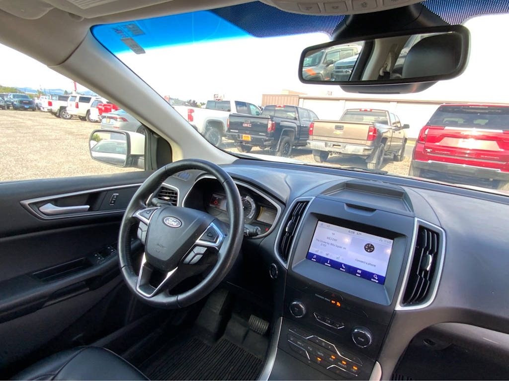 Thumbnail: 2020 Ford Edge - 9