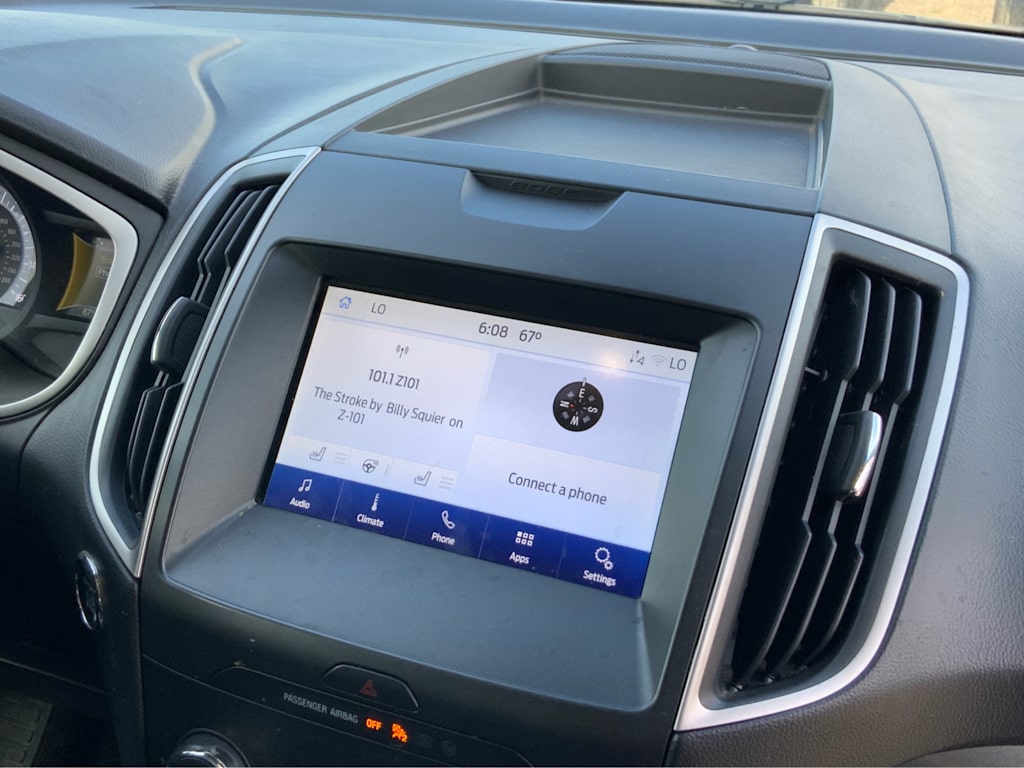 Thumbnail: 2020 Ford Edge - 25