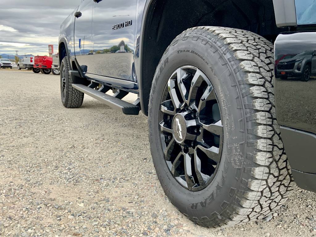 Thumbnail: 2026 Chevrolet Silverado 2500 - 31