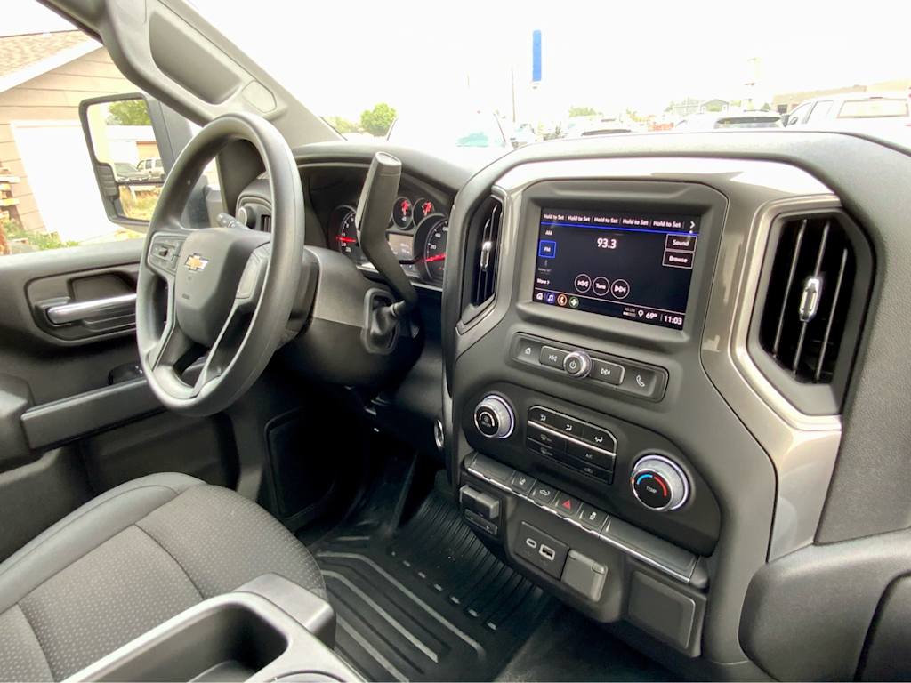 Thumbnail: 2025 Chevrolet Silverado 3500 - 46