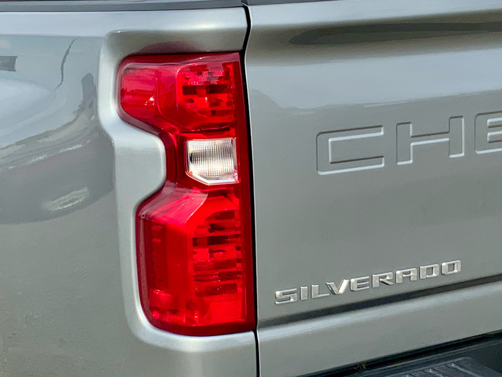 Thumbnail: 2024 Chevrolet Silverado 2500 - 24