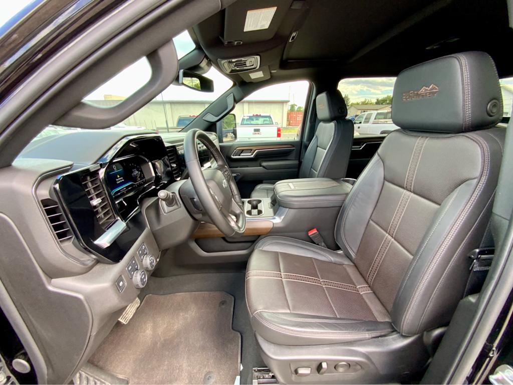 Thumbnail: 2024 Chevrolet Silverado 2500 - 10