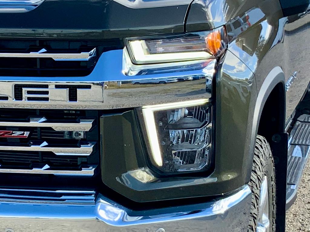Thumbnail: 2023 Chevrolet Silverado 3500 - 24