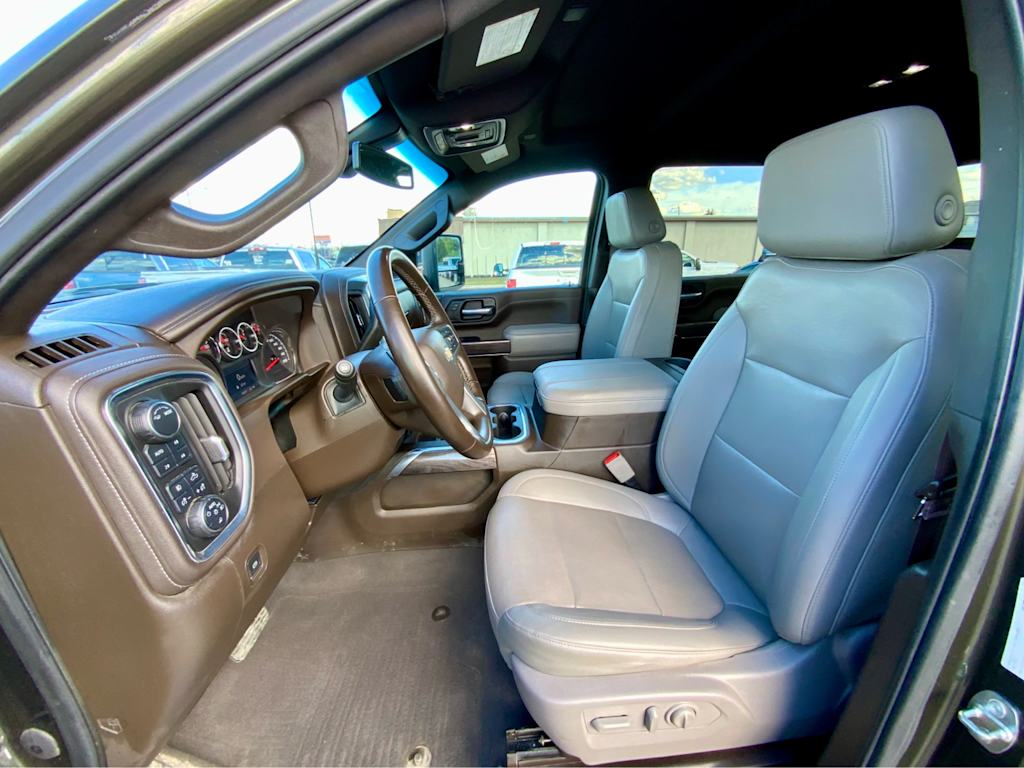 Thumbnail: 2023 Chevrolet Silverado 3500 - 10