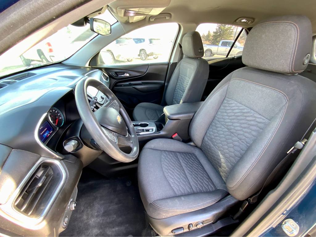 Thumbnail: 2020 Chevrolet Equinox - 10