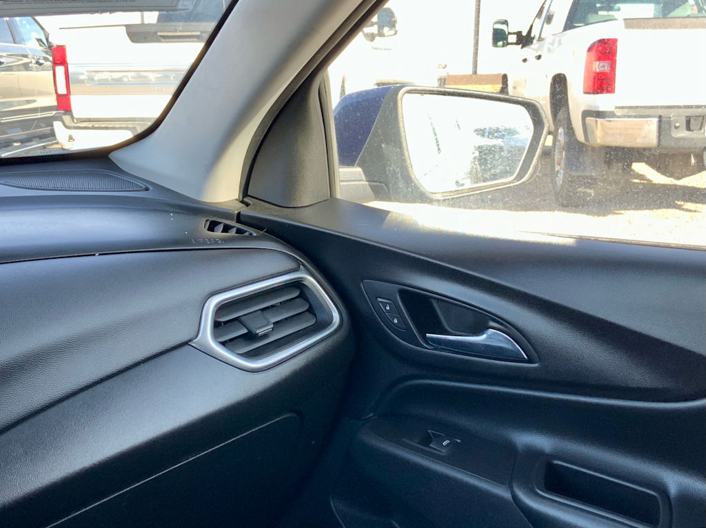 Thumbnail: 2020 Chevrolet Equinox - 36