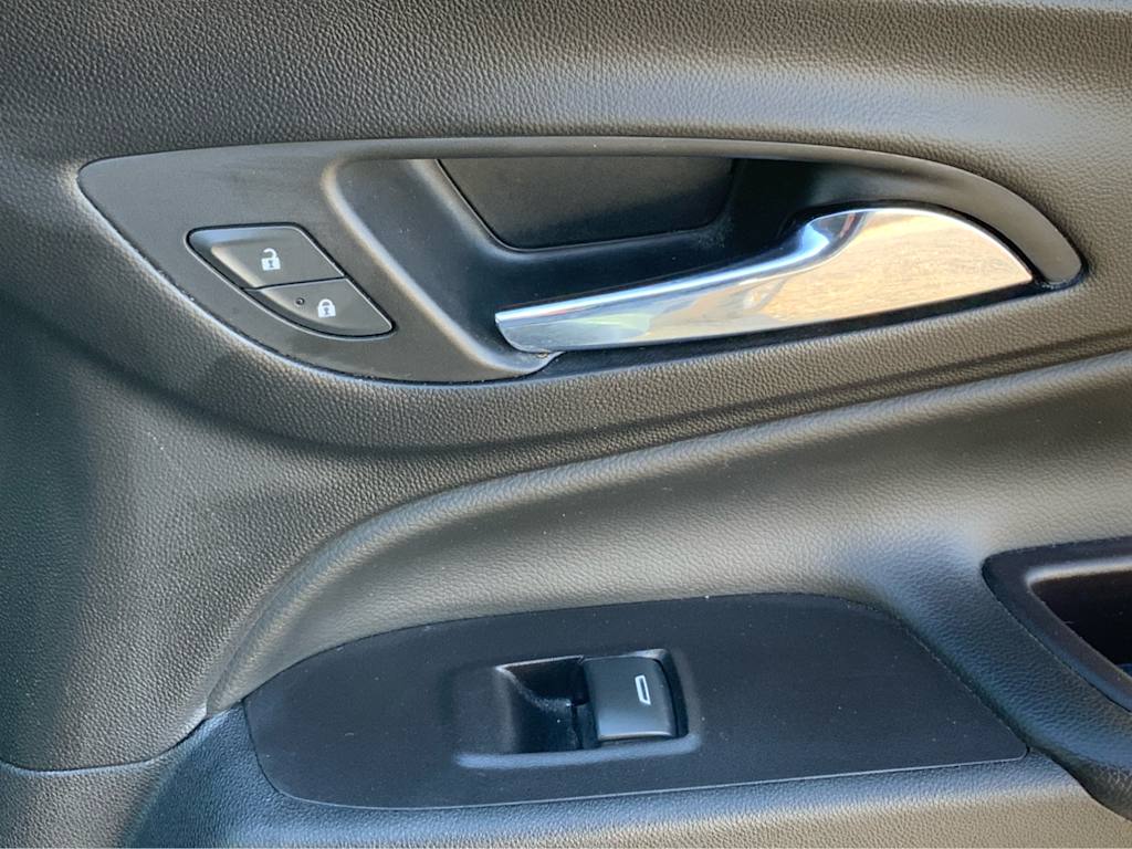 2021 Chevrolet Equinox LT 41