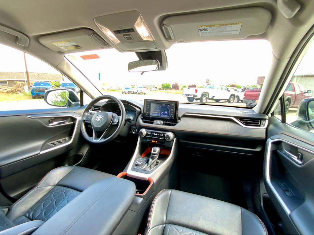 Thumbnail: 2022 Toyota RAV4 - 13