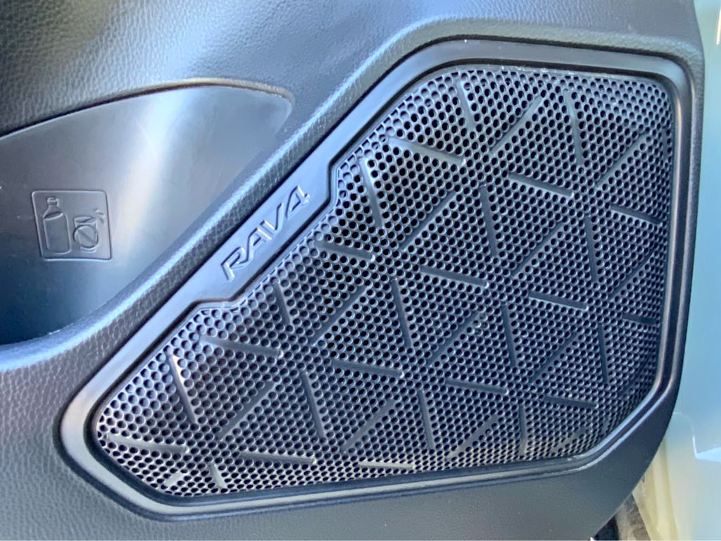 Thumbnail: 2019 Toyota RAV4 - 50
