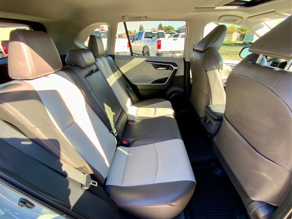 Thumbnail: 2019 Toyota RAV4 - 30