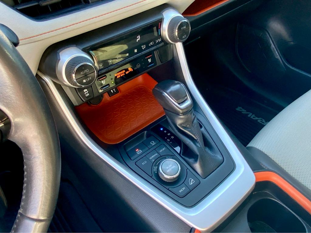 Thumbnail: 2019 Toyota RAV4 - 40
