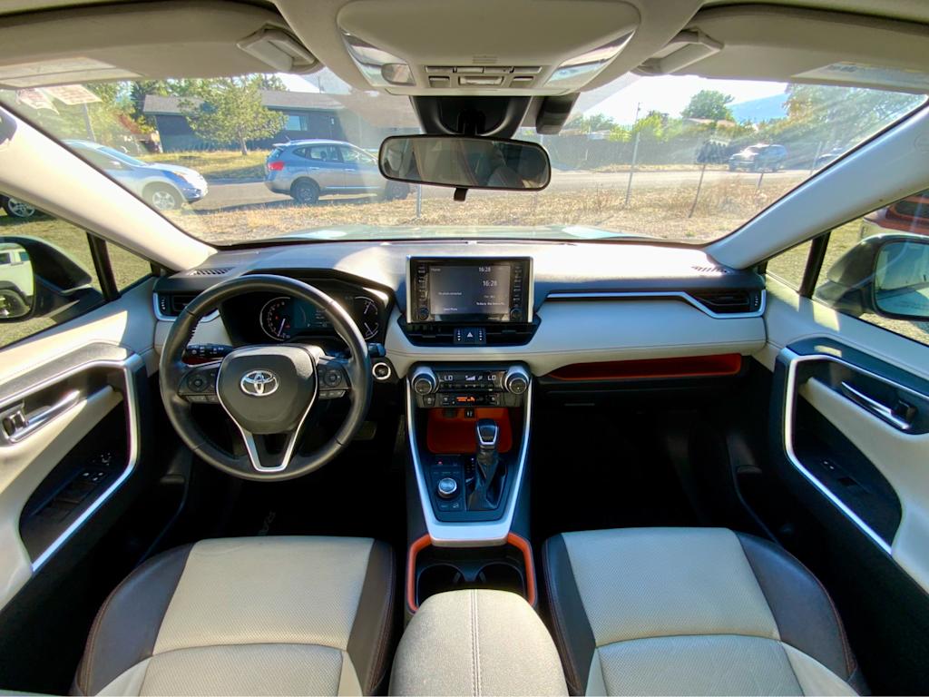Thumbnail: 2019 Toyota RAV4 - 2