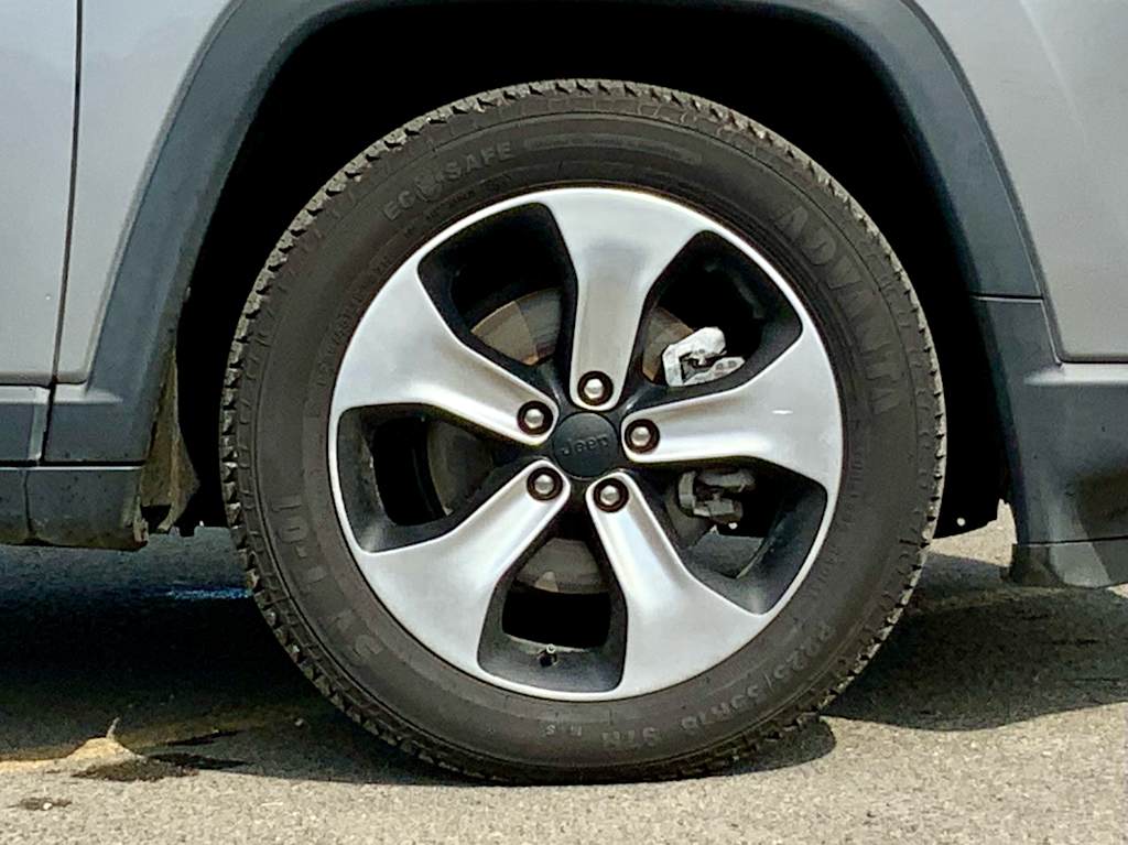 Thumbnail: 2018 Jeep Compass - 29