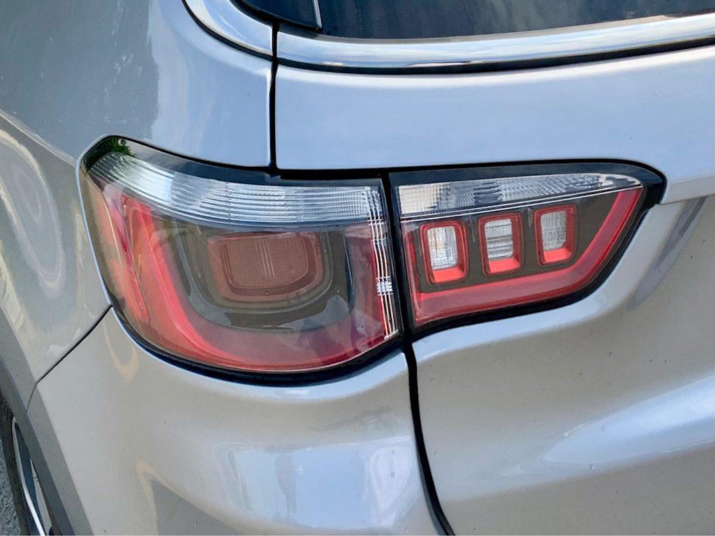 Thumbnail: 2018 Jeep Compass - 28