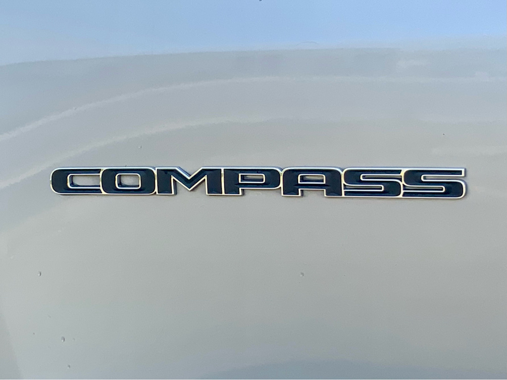 Thumbnail: 2018 Jeep Compass - 32