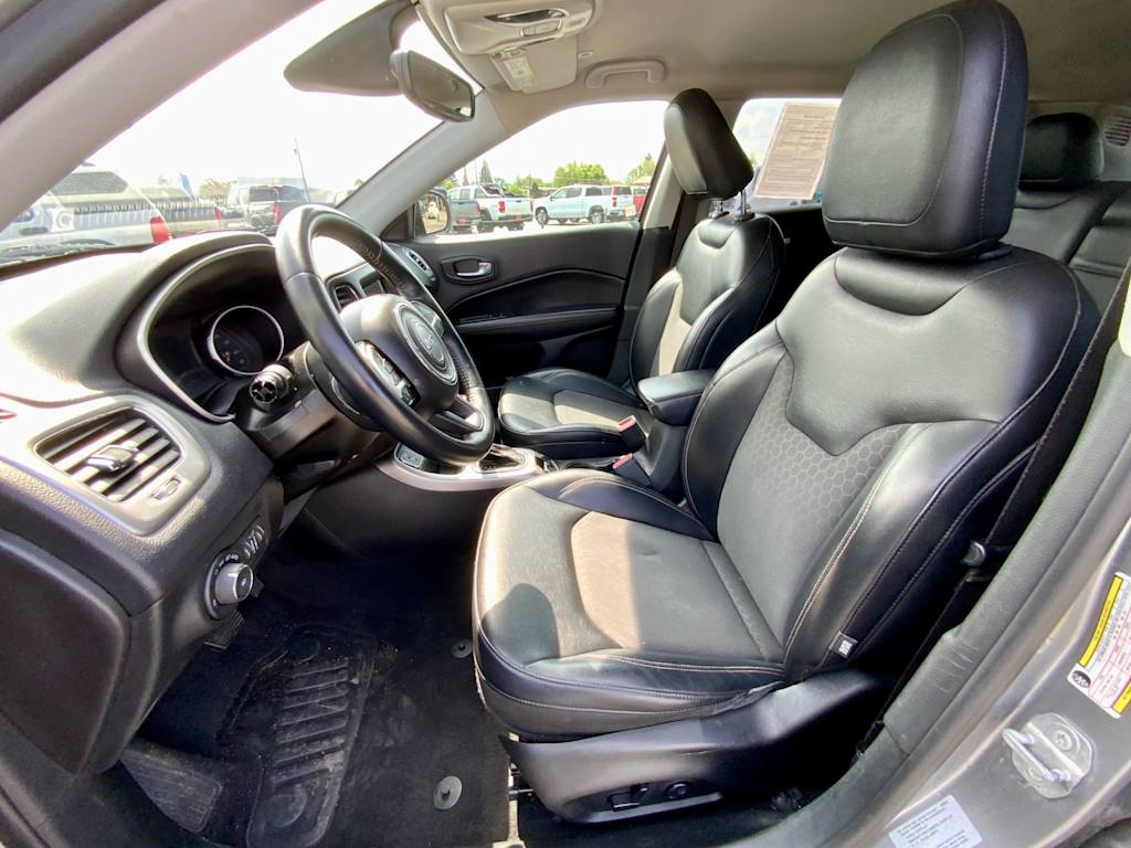 Thumbnail: 2018 Jeep Compass - 10