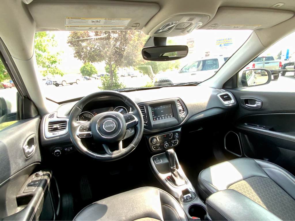 Thumbnail: 2018 Jeep Compass - 9