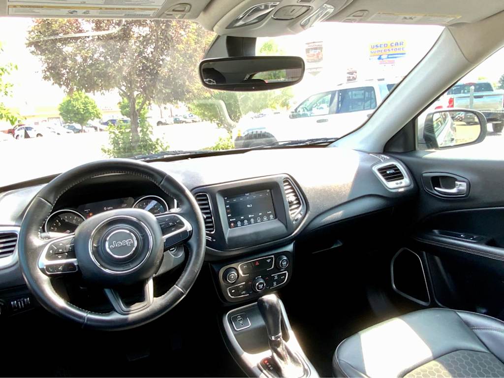 Thumbnail: 2018 Jeep Compass - 14