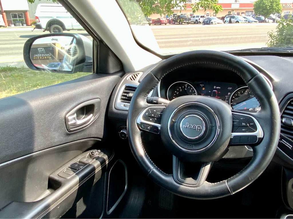 Thumbnail: 2018 Jeep Compass - 40