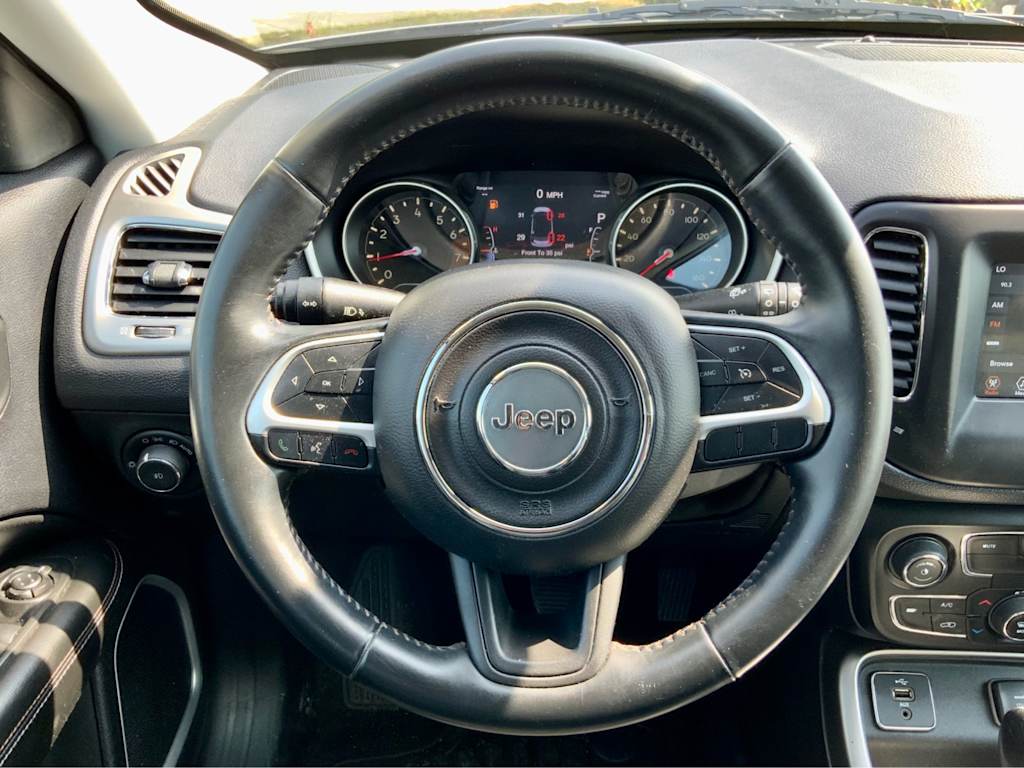 Thumbnail: 2018 Jeep Compass - 41
