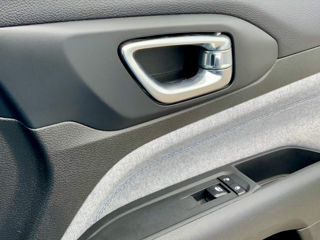 Thumbnail: 2024 Jeep Compass - 42