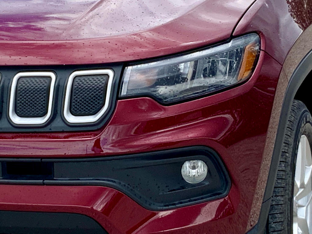 Thumbnail: 2022 Jeep Compass - 24