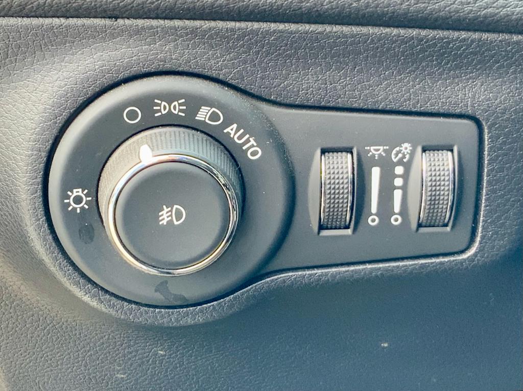 Thumbnail: 2019 Jeep Compass - 30