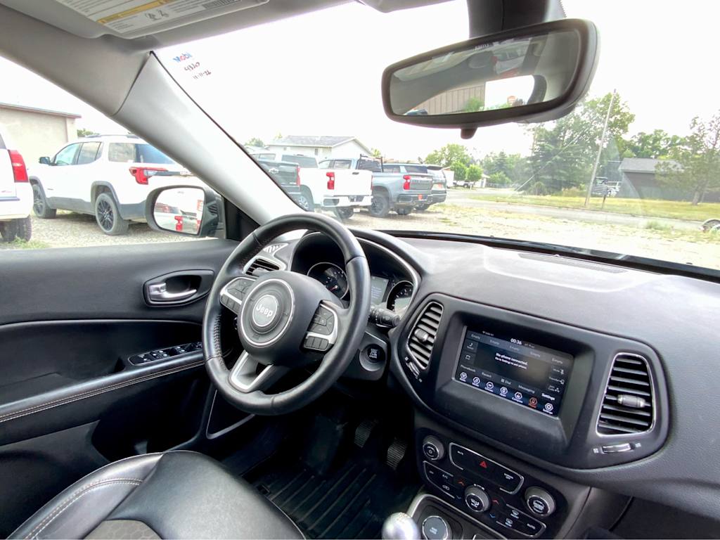 Thumbnail: 2019 Jeep Compass - 9