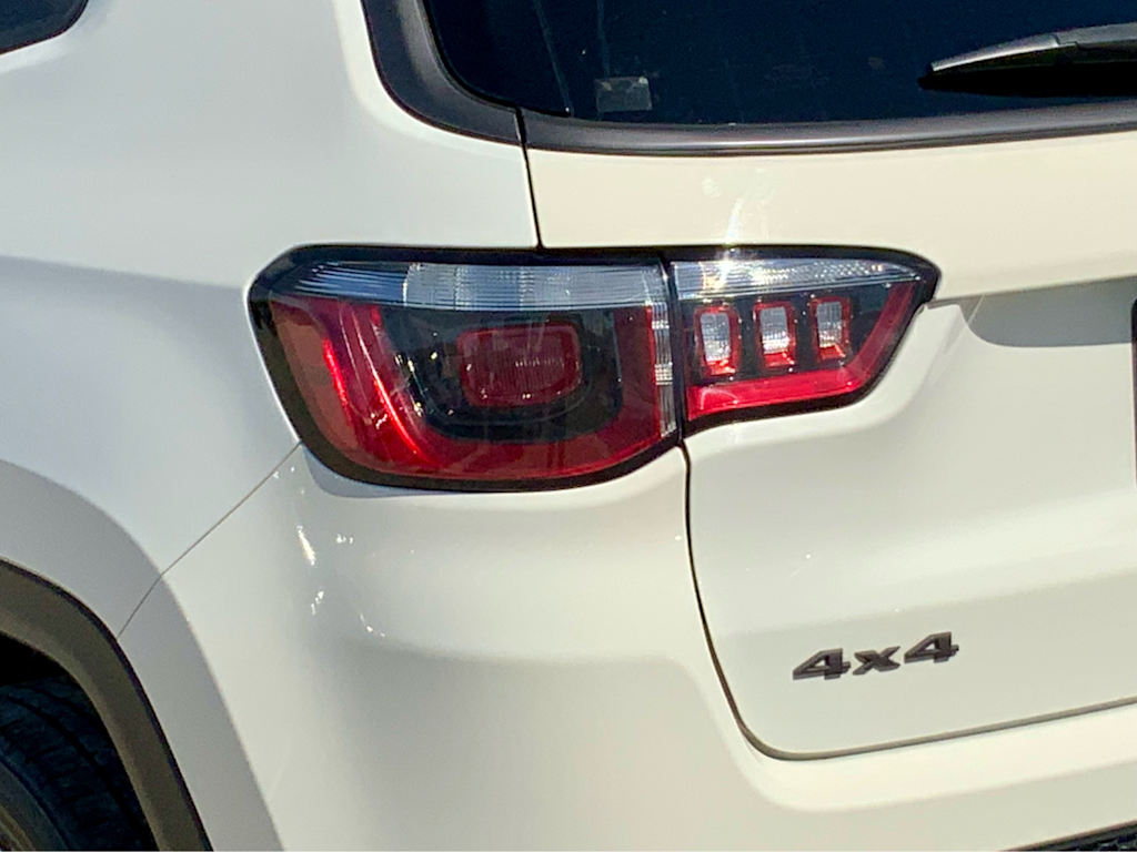 Thumbnail: 2018 Jeep Compass - 29